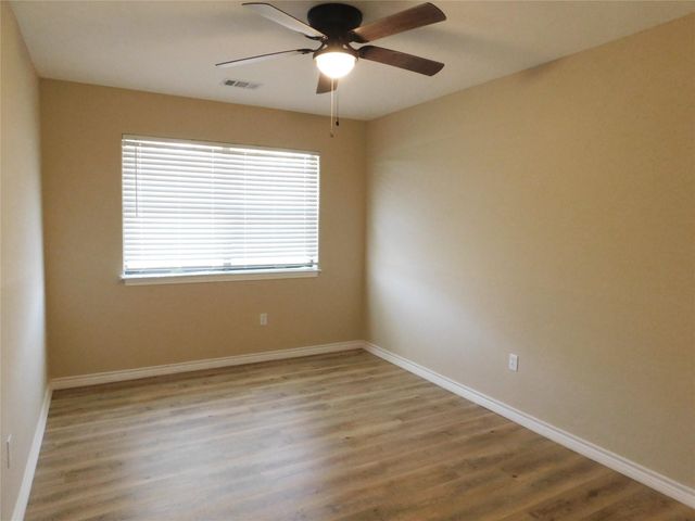 500 Wanta Hide A Way DR, Spicewood, TX 78669