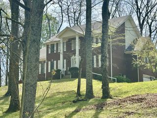 1628 Shell Rd, Goodlettsville, TN 37072