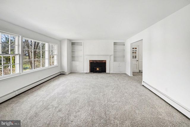 542 UPPER WEADLEY RD, Wayne, PA 19087