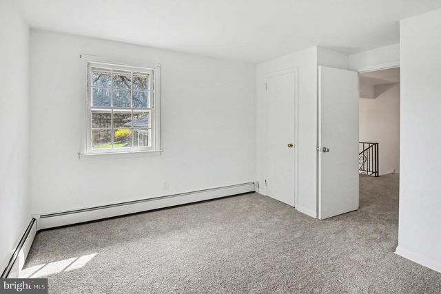 542 UPPER WEADLEY RD, Wayne, PA 19087