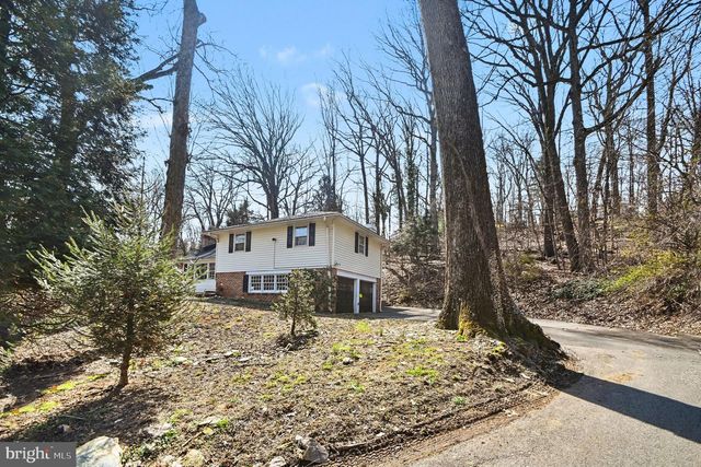 542 UPPER WEADLEY RD, Wayne, PA 19087