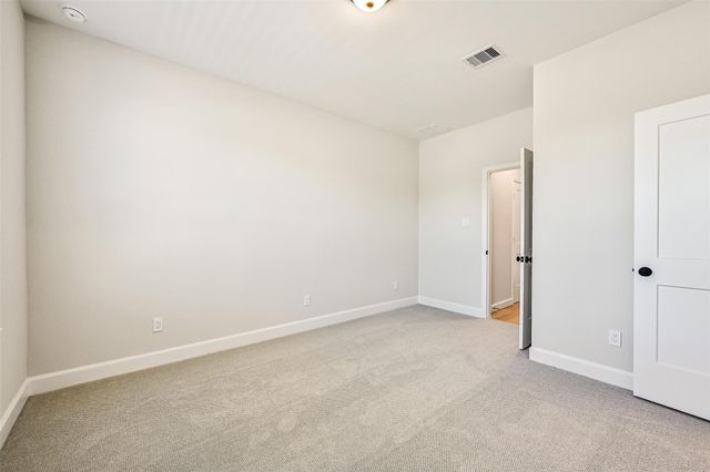 2519 S Houston Avenue, Pearland, TX 77581