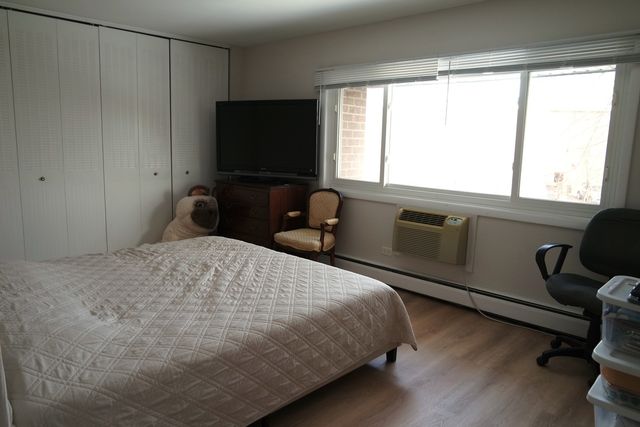 10381 Dearlove Road 2K, Glenview, IL 60025