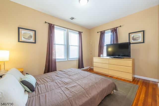 52 Redman Pl, Totowa Boro, NJ 07512