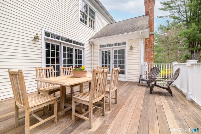 53 Wolfpit Road, Wilton, CT 06897