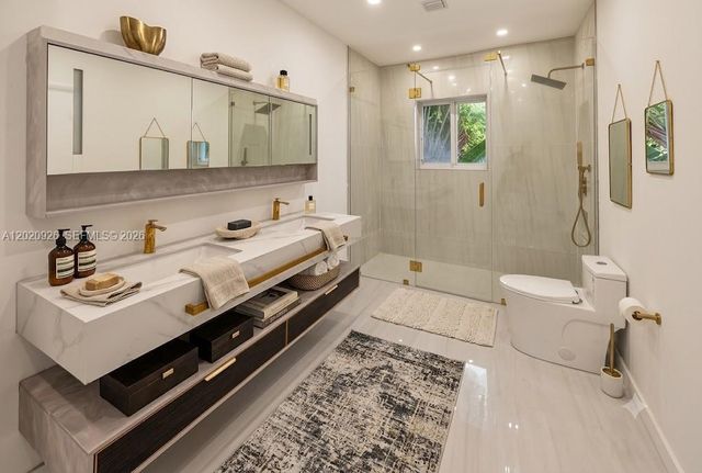 1101 S Shore Drive 1, Miami Beach, FL 33141
