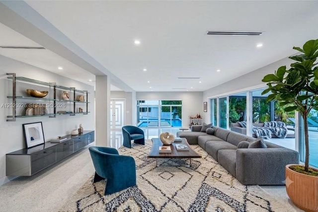 1101 S Shore Drive 1, Miami Beach, FL 33141