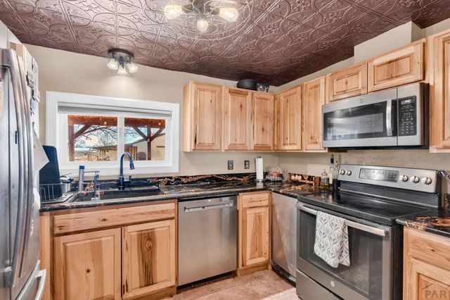 1144 4th St, Penrose, CO 81240