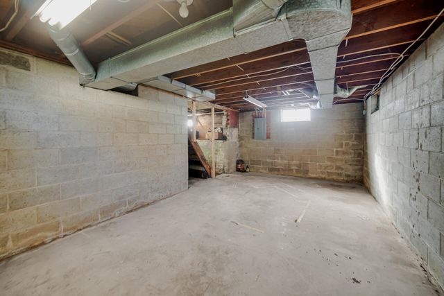 208 Norton Street, La Porte, IN 46350