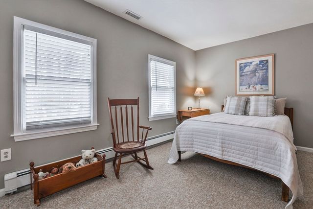 19 W Main St 12, Merrimac, MA 01860