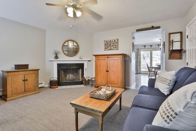 19 W Main St 12, Merrimac, MA 01860