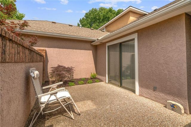 9736 Reeder Street, Overland Park, KS 66214