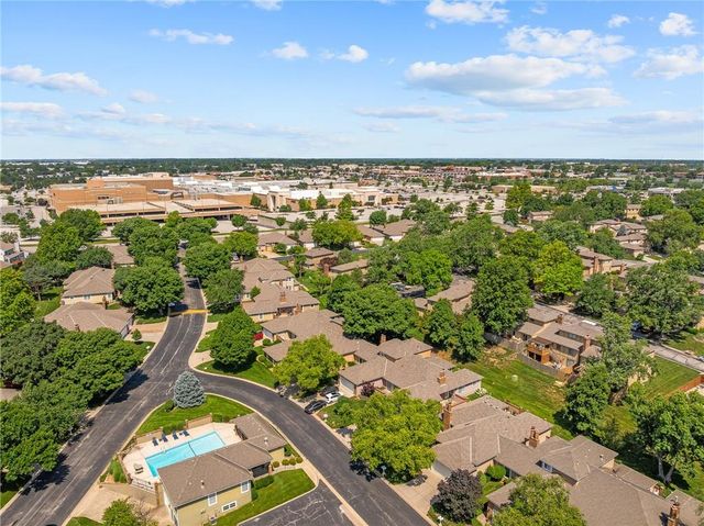 9736 Reeder Street, Overland Park, KS 66214
