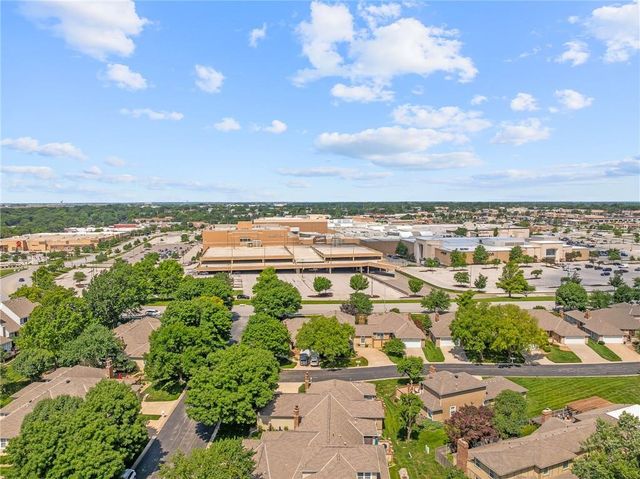 9736 Reeder Street, Overland Park, KS 66214