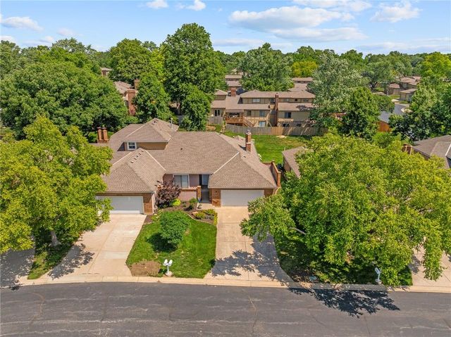 9736 Reeder Street, Overland Park, KS 66214