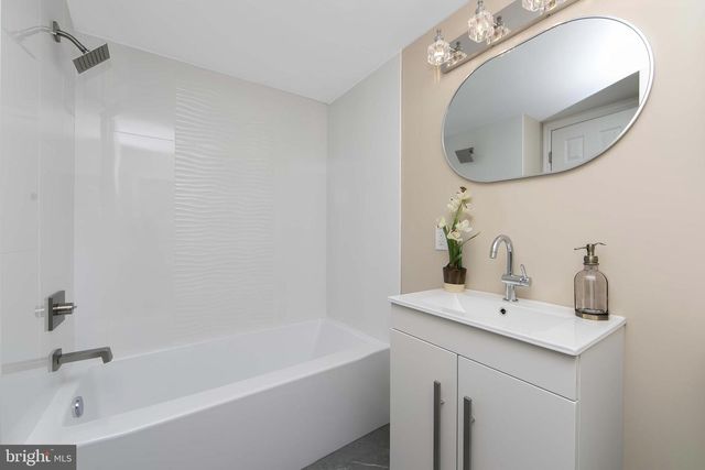 421 LINCOLN AVE, Collingswood, NJ 08108