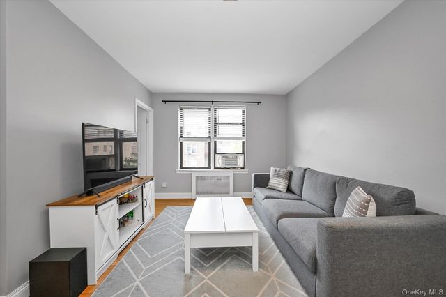 105-30 66th Avenue 5D, Forest Hills, NY 11375