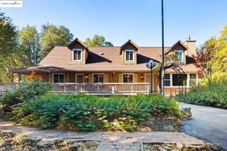 21884 El Oso WAY, Sonora, CA 95370