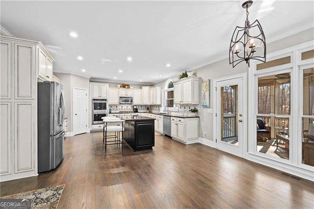 172 Golf Crest Drive, Acworth, GA 30101