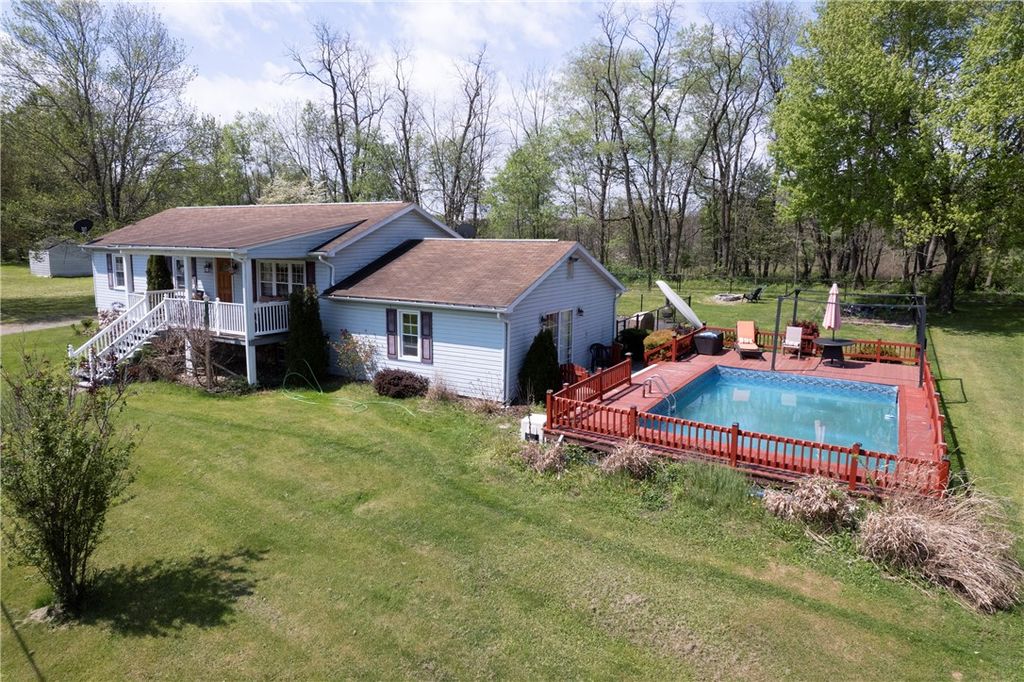 1611 Oneida Valley Rd, Concord Twp, PA 16025
