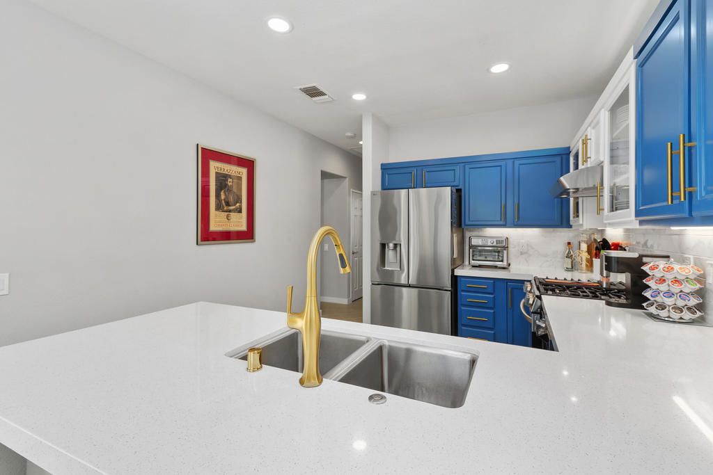 Image 14 of property listing at 78837 Tangerine Court, Palm Desert, CA 92211