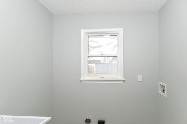 6035 Buckskin Court, Indianapolis, IN 46250