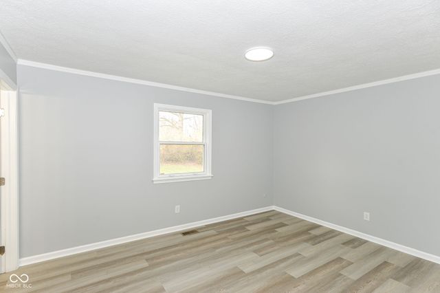 6035 Buckskin Court, Indianapolis, IN 46250