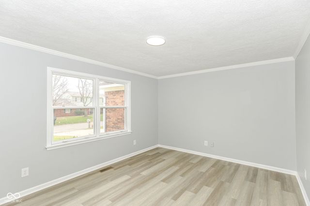 6035 Buckskin Court, Indianapolis, IN 46250