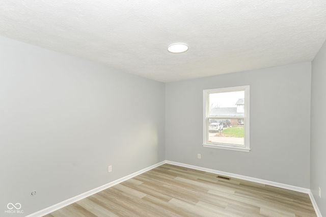 6035 Buckskin Court, Indianapolis, IN 46250