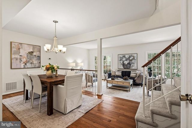 9637 SCOTCH HAVEN DR, Vienna, VA 22181