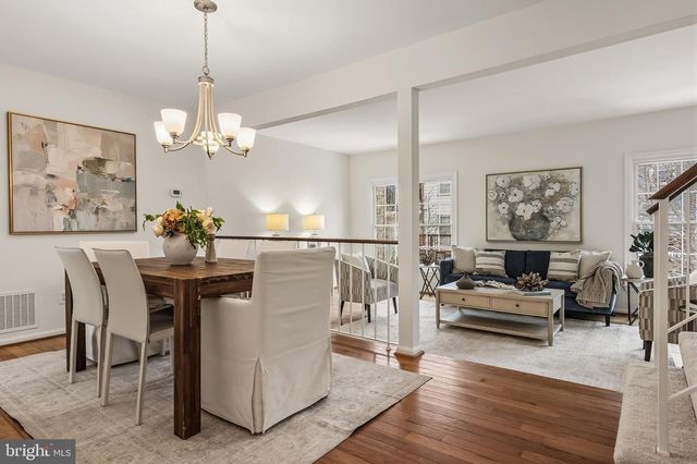 9637 SCOTCH HAVEN DR, Vienna, VA 22181