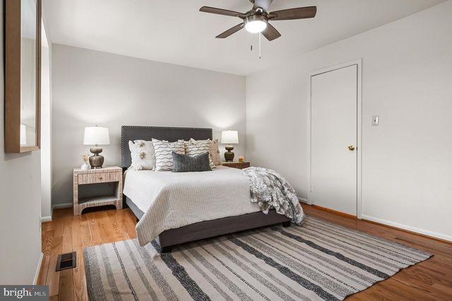 9637 SCOTCH HAVEN DR, Vienna, VA 22181