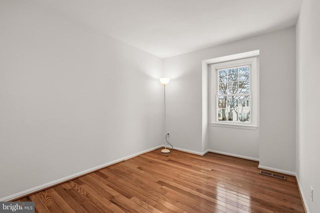 9637 SCOTCH HAVEN DR, Vienna, VA 22181