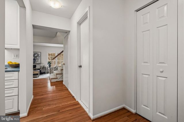 9637 SCOTCH HAVEN DR, Vienna, VA 22181