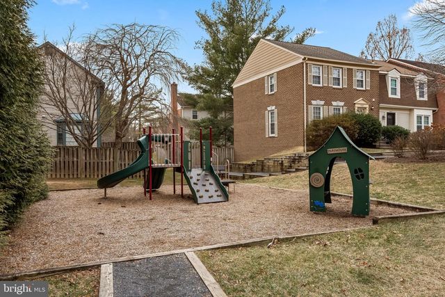 9637 SCOTCH HAVEN DR, Vienna, VA 22181