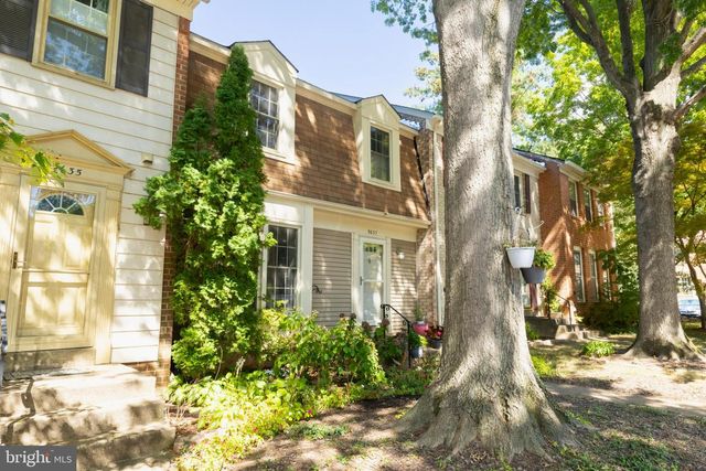 9637 SCOTCH HAVEN DR, Vienna, VA 22181