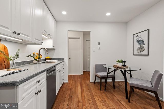 9637 SCOTCH HAVEN DR, Vienna, VA 22181