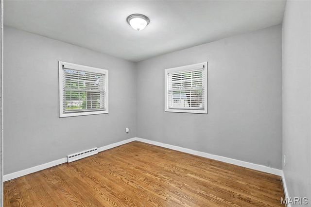 6706 Vineland Drive, Hazelwood, MO 63042
