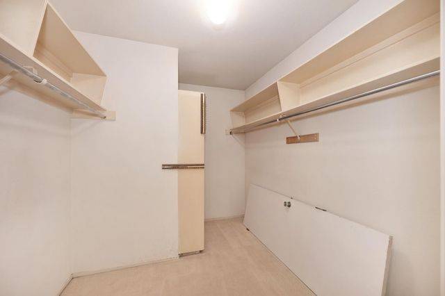 1106 Commons Dr, Sacramento, CA 95825