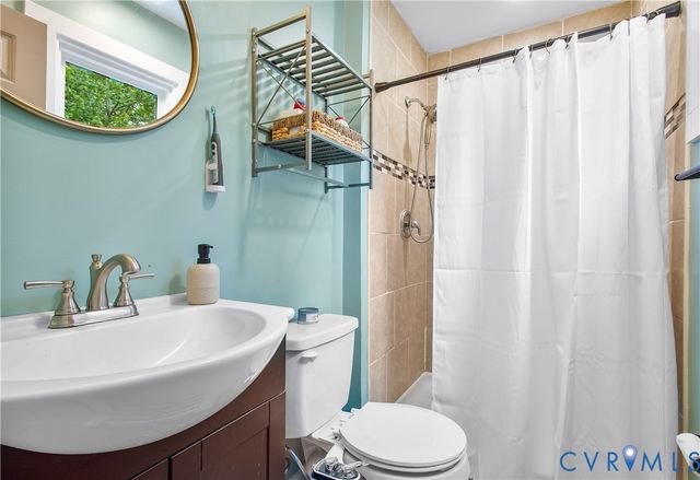 32 Mistywood Rd, Chesterfield, VA 23236