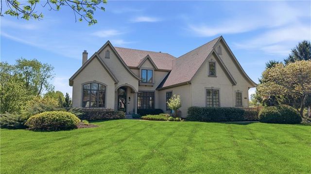 5211 W 149th Street, Leawood, KS 66224