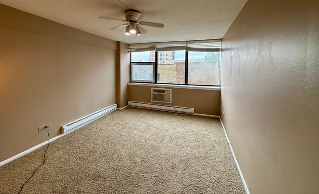 3110 N Sheridan Road 505, Chicago, IL 60657
