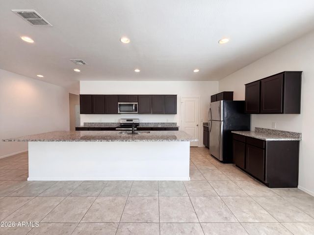 1050 W SAND CANYON Court, Casa Grande, AZ 85122