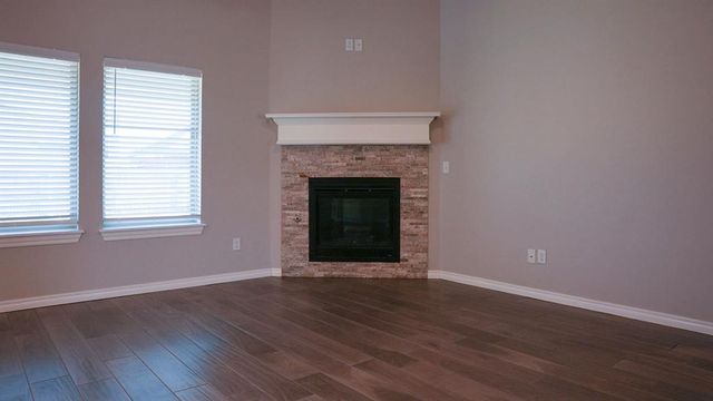 12200 Ava Grace Lane, Yukon, OK 73099