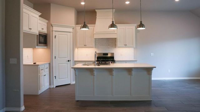 12200 Ava Grace Lane, Yukon, OK 73099