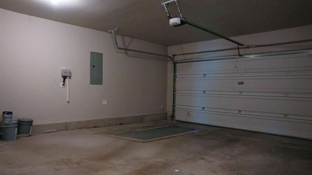 12200 Ava Grace Lane, Yukon, OK 73099