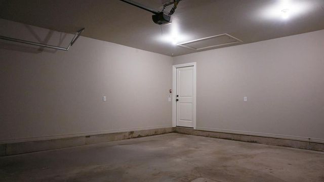 12200 Ava Grace Lane, Yukon, OK 73099