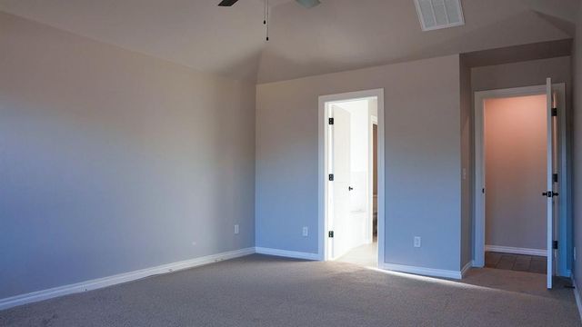 12200 Ava Grace Lane, Yukon, OK 73099