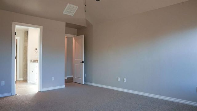 12200 Ava Grace Lane, Yukon, OK 73099