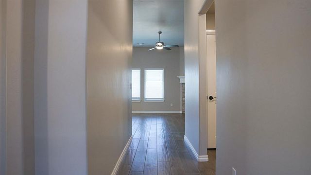 12200 Ava Grace Lane, Yukon, OK 73099